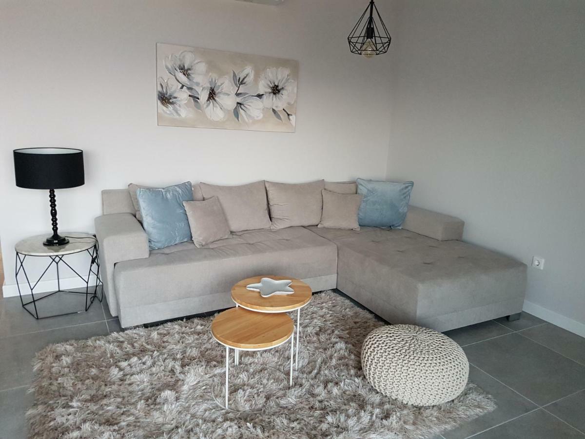 Petra'S Place - Sea View Apartment سلاتين المظهر الخارجي الصورة