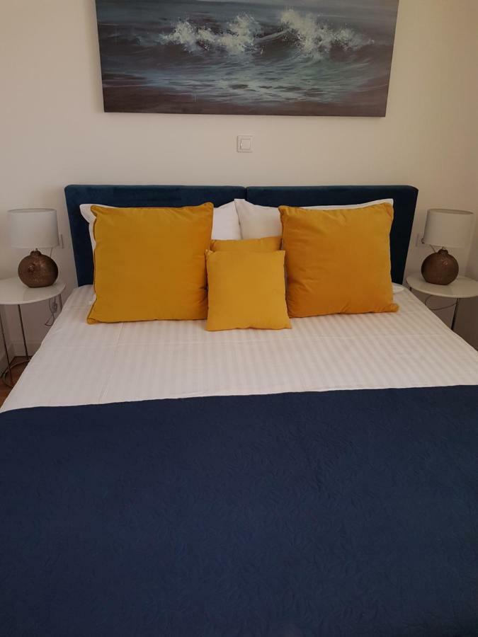 Petra'S Place - Sea View Apartment سلاتين المظهر الخارجي الصورة